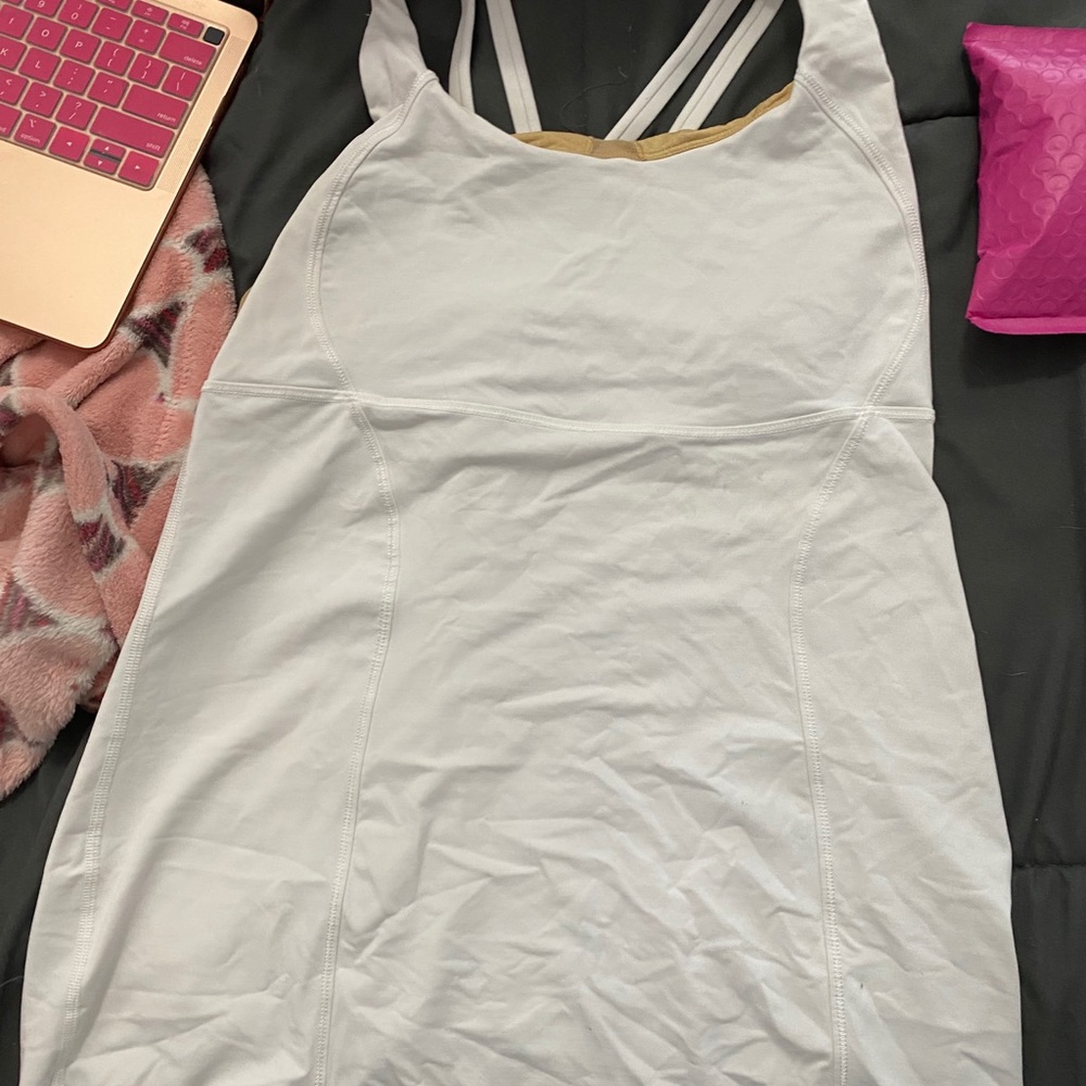 lululemon tank